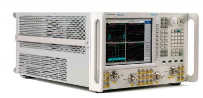 Анализатор цепей СВЧ Keysight N5244A